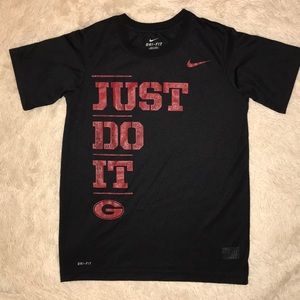 Nike DRI-FIT Boys Georgia Bulldog shirt